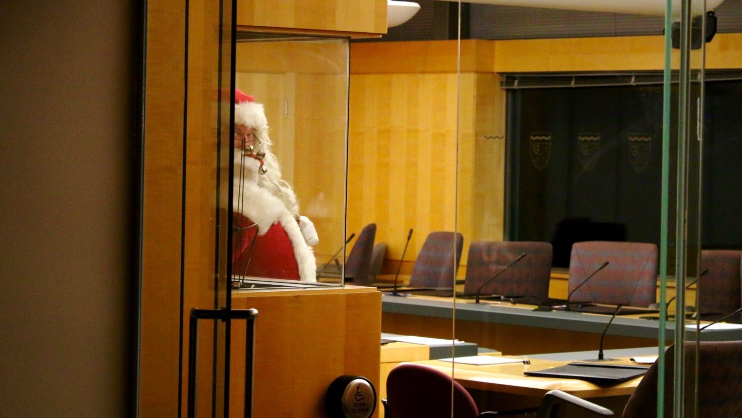 Legislative Assembly turns on Christmas lights